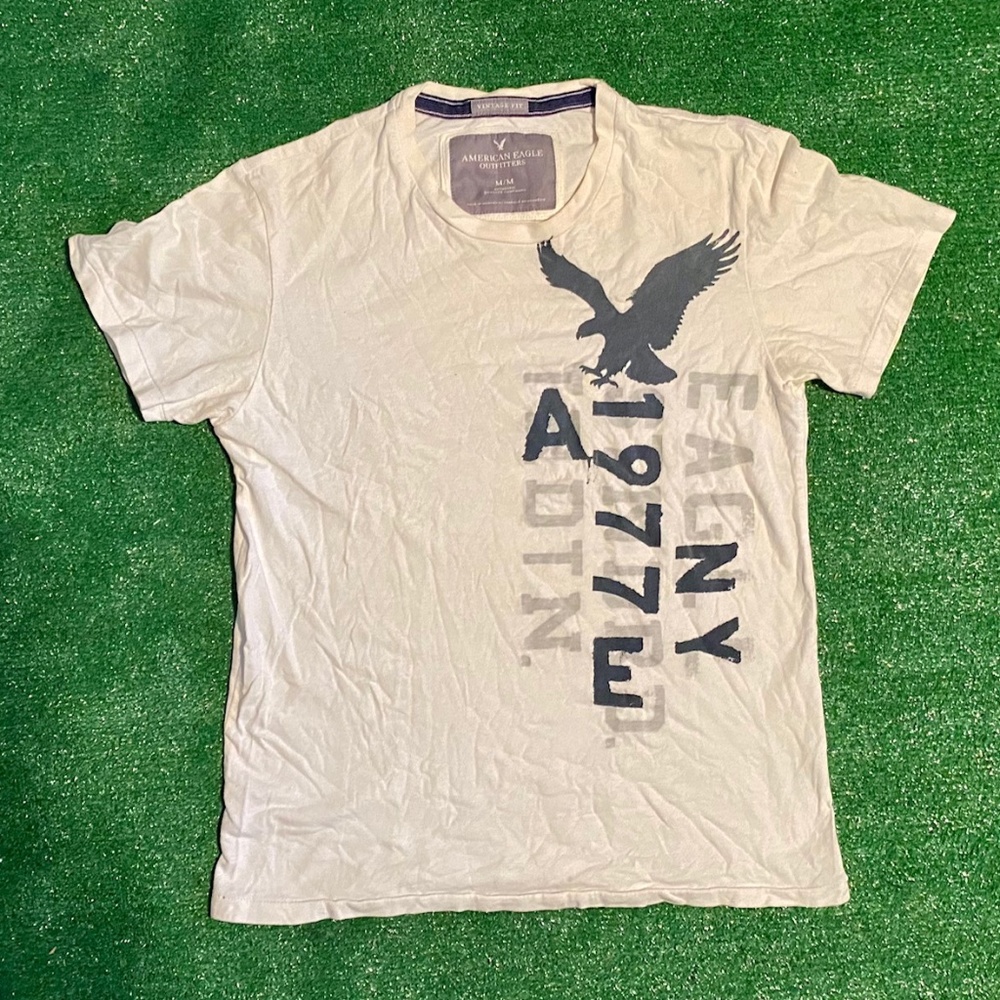 Vintage 2000s American Eagle Men's T-Shirt Medium